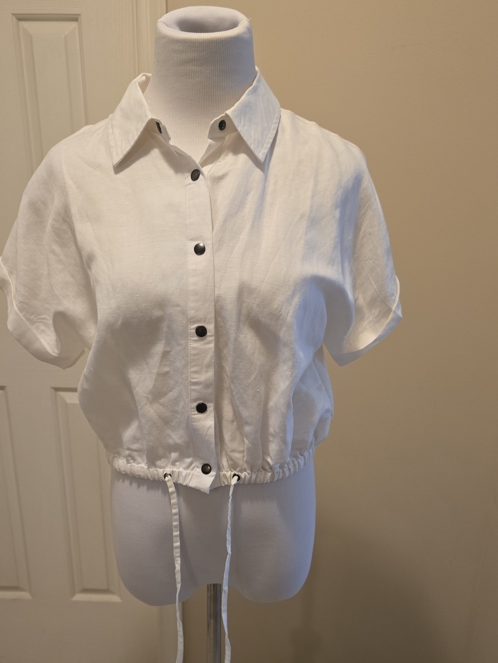 Elan White Collared Top